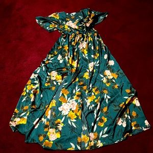 Only worn one time for a friends bridal shower